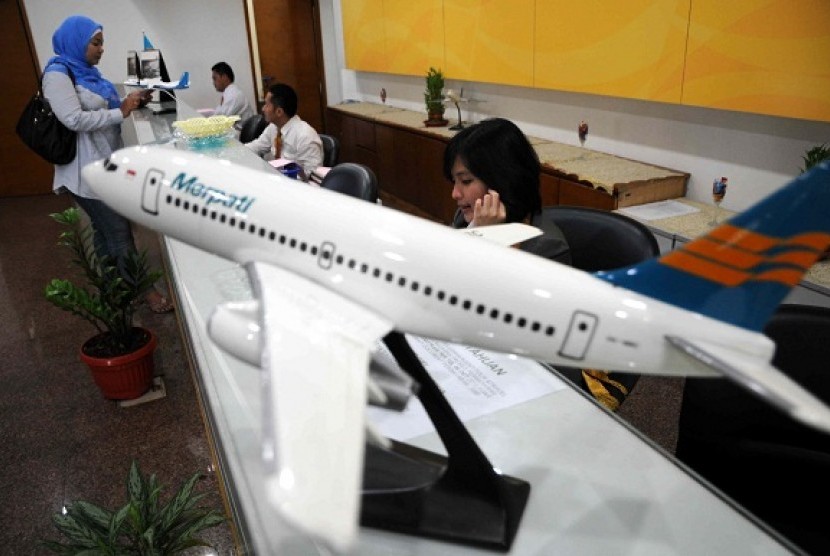 Sejumlah pesawat terbang milik maskapai Merpati Nusantara Airlines terparkir di Pusat Perawatan Pesawat Merpati Nusantara Airlines, Lapangan Udara Djuanda, Sidoarjo, Jawa Timur,