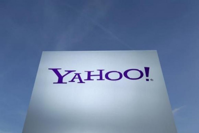 A Yahoo logo is pictured in front of a building in Rolle, Geneva  (file photo)