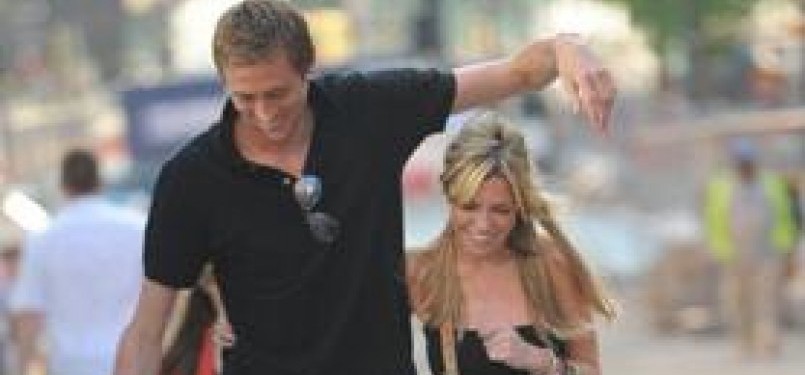 Abigail Clancy dan Peter Crouch