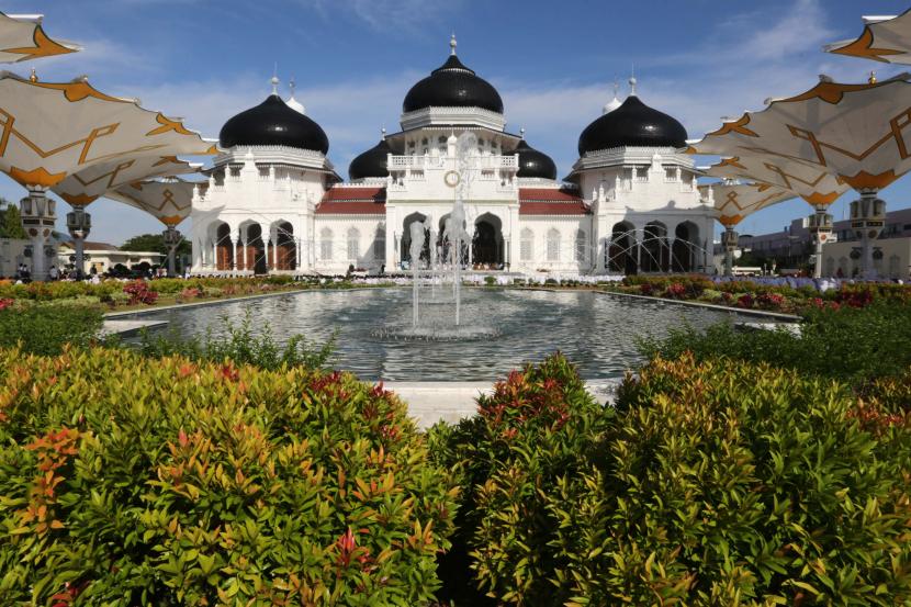 Perbedaan Ulama, Umara, dan Ulil Amri. Foto Ilustrasi: Masjid di Aceh.