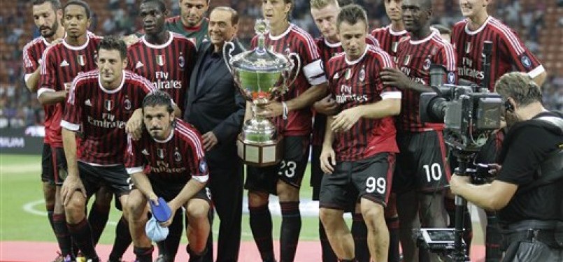 AC Milan sukses menjuarai turnamen Trofeo Berlusconi dengan menekuk Juventus 2-1.