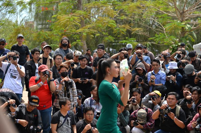 Acara Bandung Lautan Photographer yang dilaksanakan pada 17 September 2023, di Kiara Artha Park Bandung sebagai salah satu bentuk kampanye peduli lingkungan.
