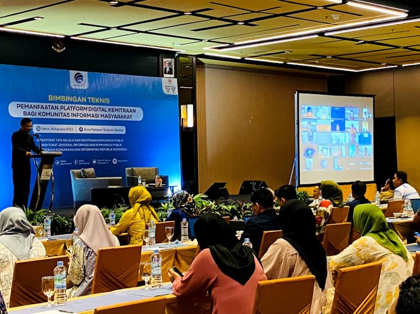 Acara Bimbingan Teknis Pemanfaatan Platform Digital Kemitraan bagi Komunitas Informasi Masyarakat yang digelar di Makassar, Senin (14/8/2023).