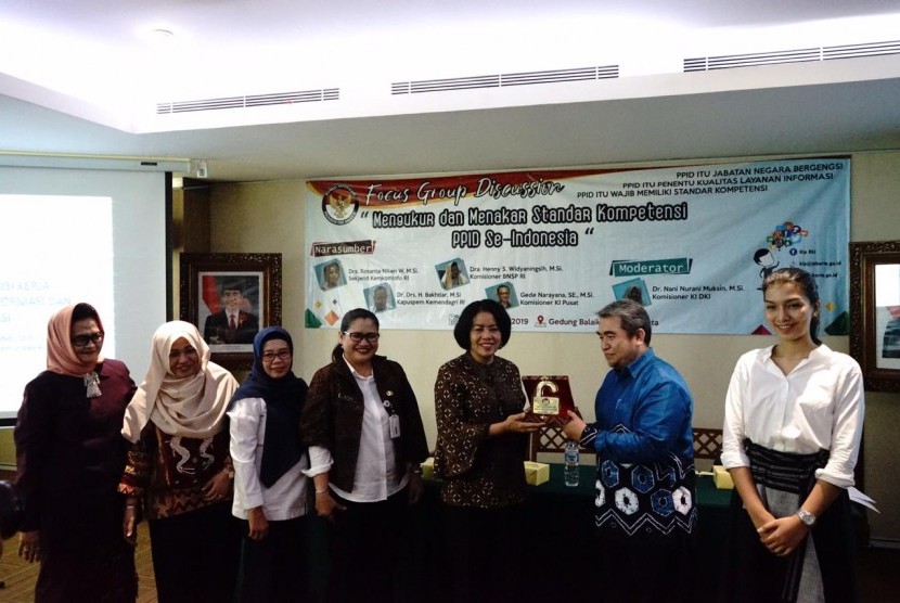 Acara Focus Group Discussion (FGD) Standar Kompetensi PPID Provinsi se-Indonesia bertajuk  