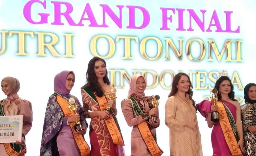 Acara grand final pemilihan Putri Otonomi Indonesia (POI) 2022. 