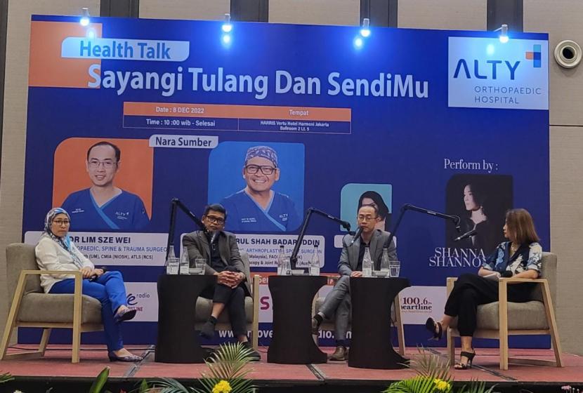 acara Health Talk Sayangi Tulang dan Sendimu, Kamis (8/12/2022).