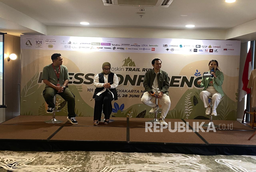Acara konferensi pers Avoskin Trail 2025 di The 101 Style Yogyakarta, Malioboro, Yogyakarta, Sabtu (28/6/2025).