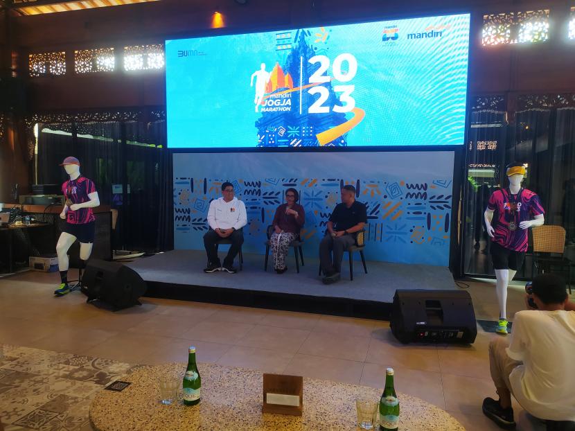 Acara Konferensi Pers Mandiri Jogja Marathon (MJM) 2023 di Yogyakarta, Kamis (15/6/2023). MJM 2023 kali ini diprediksi lebih meriah dari tahun-tahun sebelumnya dengan peserta mencapai 8.000 orang dari 18 negara.