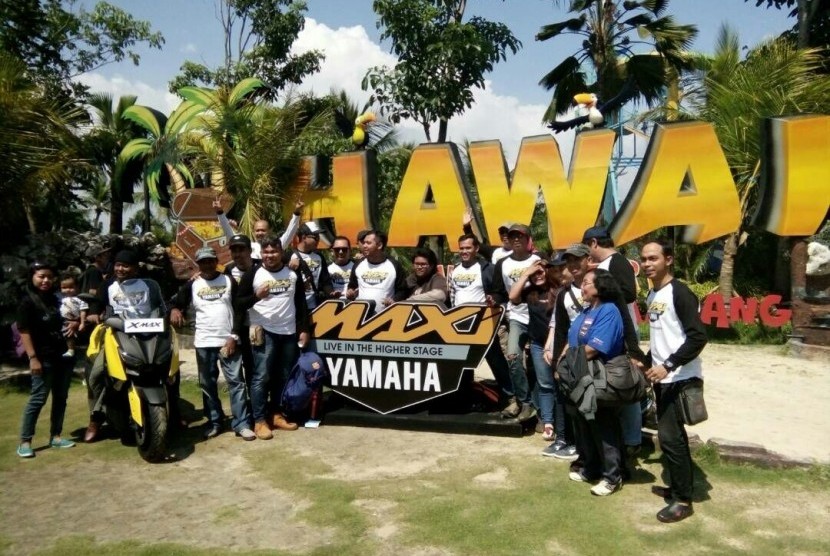 Acara #MAXIYAMAHADAY dihelat di Hawai Waterpark, Malang, Jawa Timur, Minggu (30/5).