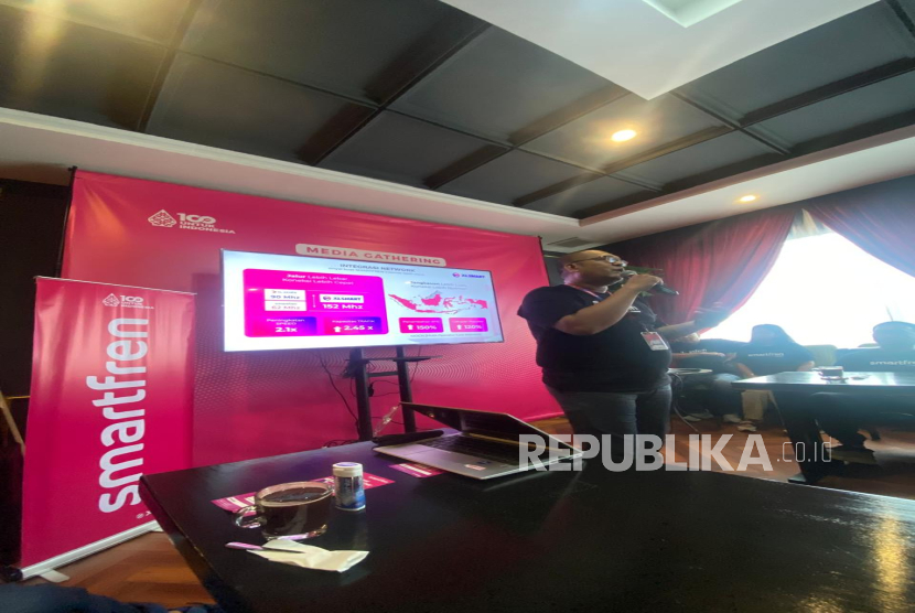 Acara Media Update Jaringan dan Smartfren Fun Run di Yogyakarta, Jumat (21/11/2025).