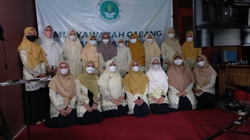 Acara Pelantikan Pimpinan Cabang Nasyiatul Aisyiyah (PCNA) Ngaglik Periode 2021-2025 di Studio Digital Muhammadiyah Sleman, Ahad (14/11). 