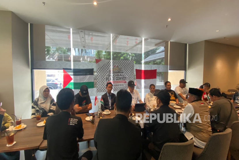 Acara pelepasan (flag off) misi Sumud Nusantara digelar di Kuala Lumpur, Malaysia, Ahad (24/8/2025).