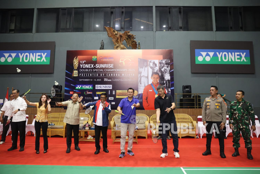 Acara pembukaan 13th Yonex Sunrise Doubles Special Championship 2025. Rabu (10/9/2025) di Daihatsu Candra Wijaya Jelupang Serpong Tangerang Selatan.