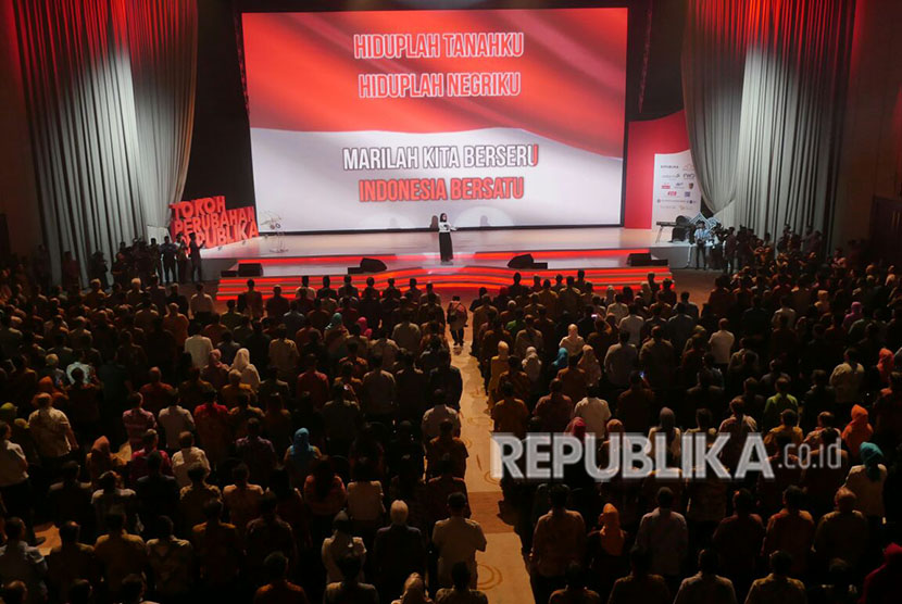 Acara penganugerahan Tokoh Perubahan Republika di Djakarta Theater, Jakarta Pusat, Selasa (10/4).
