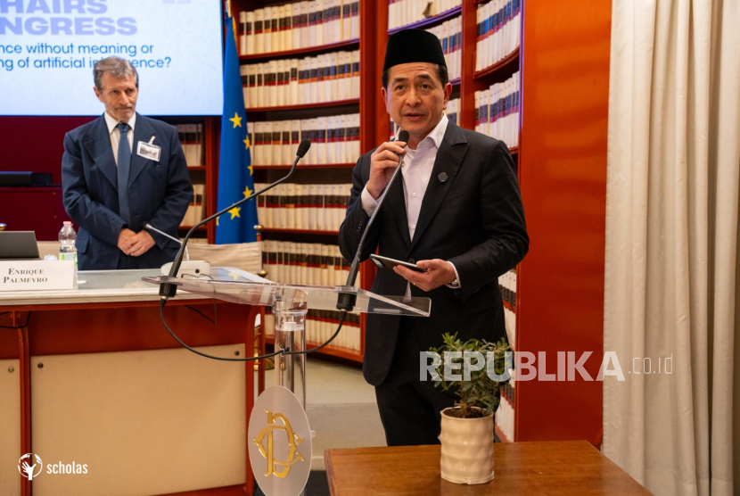 Acara Scholas Chairs Congress ke-10 yang dihadiri oleh anggota parlemen Italia. 