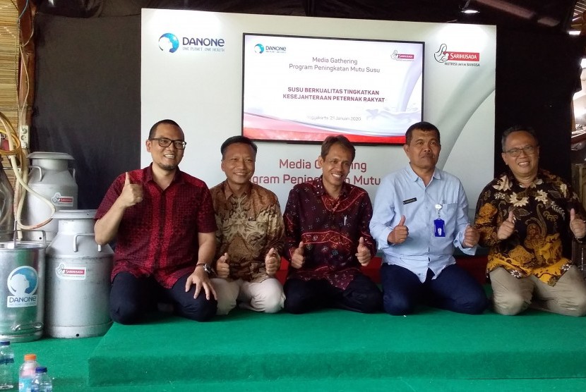 Acara sharing session PT Sarihusada bersama media di Sop Djadoel Sambisari, Sleman, Selasa (21/1).