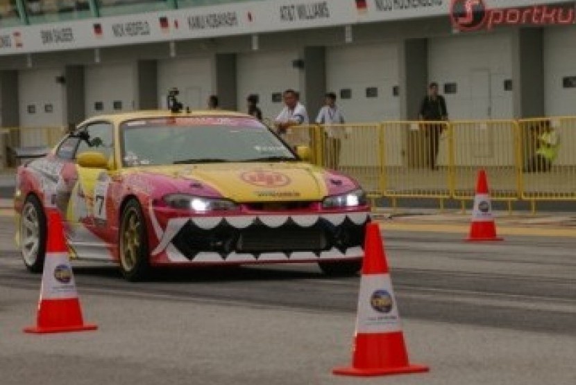Drifting ilustrasi. Ajang otomotif Intersport World Stage (IWS) menghadirkan driftainment pertama di Asia Tenggara.