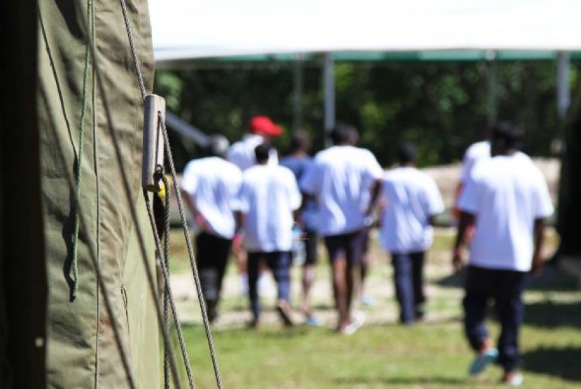 Ada lebih dari 200 pengungsi Tamil di Nauru dan Manus Island.