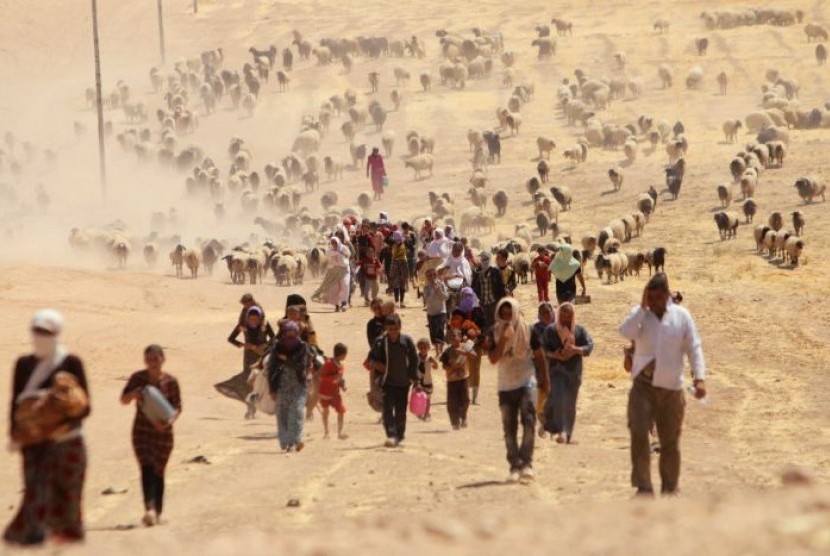 ISIS di Irak melakukan kekejaman dan kebiadaban terhadap Yazidi. Ada ribuan warga Yazidi yang mengungsi dari Iraq.