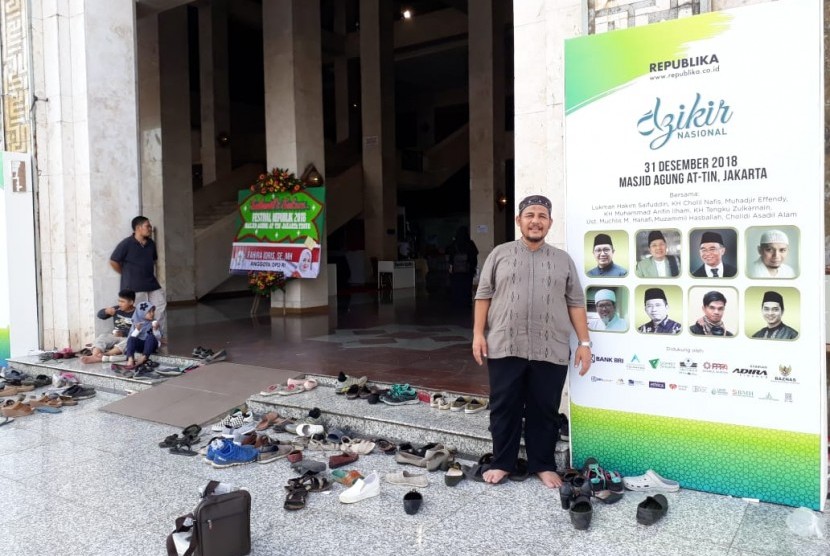 Ade Fadli Farul salah satu pengunjung dari Malaysia mengaku senang bisa mengikut acara Festival Republik 2018 Menebar Kebaikan Menguatkan Kepedulian .