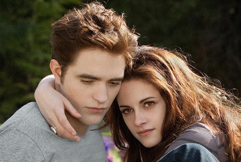 Salah satu adegan di film Twilight. Twilight termasuk salah satu film yang dianggap buruk namun memiliki banyak penggemar.