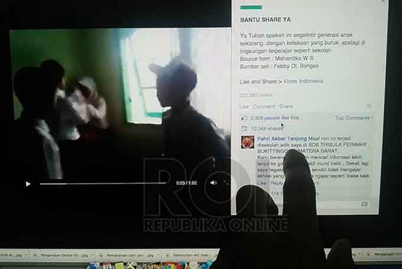 Adegan video tindakan bully siswa SD di Bukittinggi yang beredar menjadi viral di dunia maya.