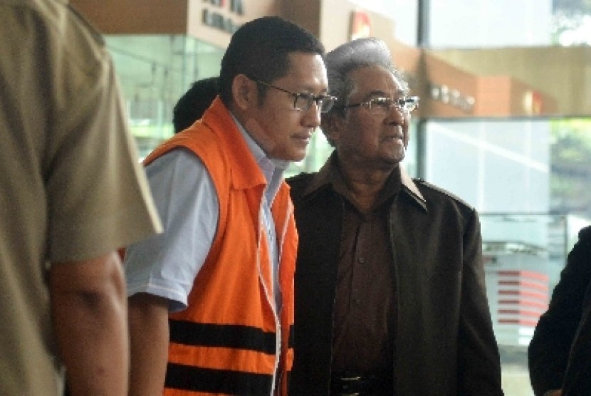 Adnan Buyung Nasution