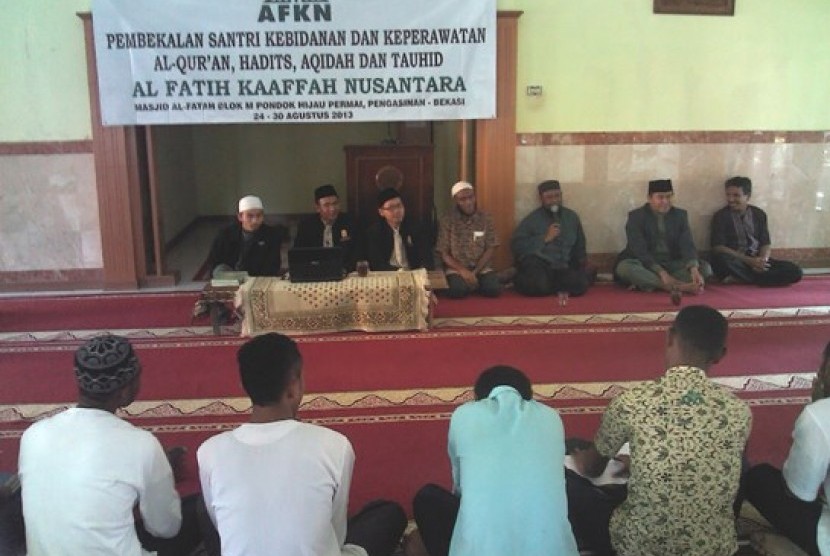 afkn membekali para calon dai sebelum diterjunkan ke medan dakwah