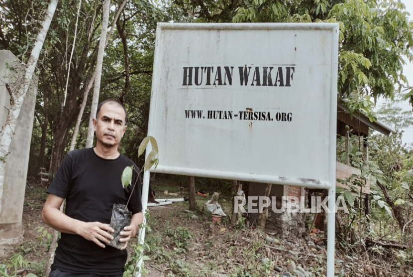Afrizal Akmal, Founder Hutan Wakaf Aceh