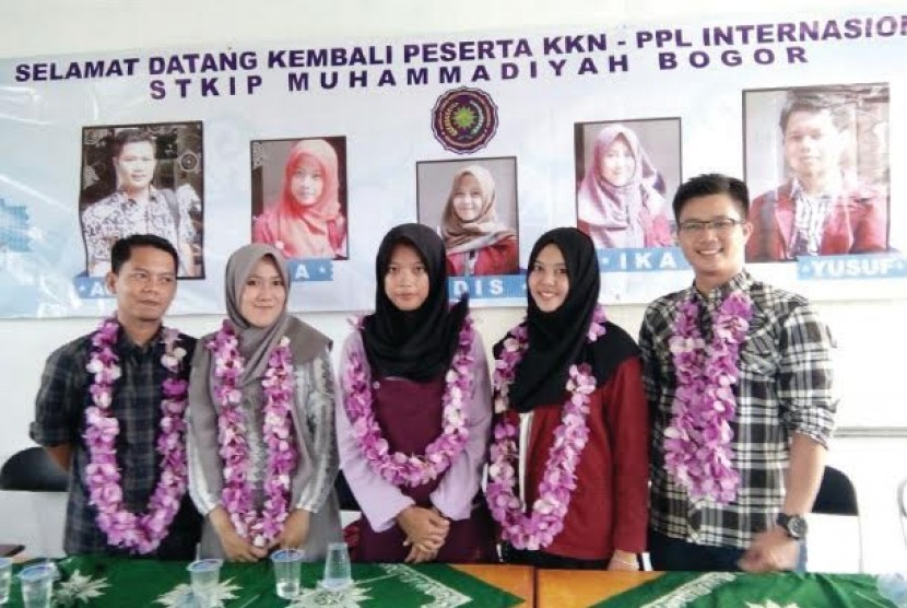 Agan Sukaria, Yusuf Sunandar, Ika Iqomatul Mar’ah, Siti Rosyidah, dan Adisit Nurmaguvita menjalani KKN sejak 28 Mei hingga 15 Oktober di Thailand.