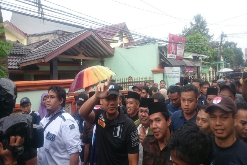 Agus Harimurti Yudhoyono berkampanye di Tegal Parang, Mampang Perapatan, Jakarta Selatan, Rabu (14/12).