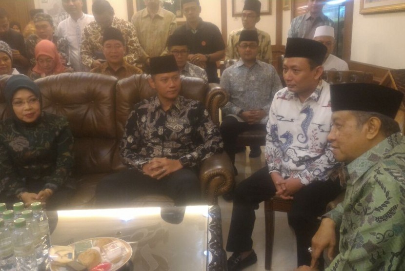 Agus Harimurti Yudhoyono-Sylviana Murni Bersilaturrahmi ke PBNU, Jumat (7/10)