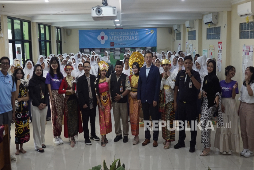 AHF menyemarakkan hari menstruasi dunia.
