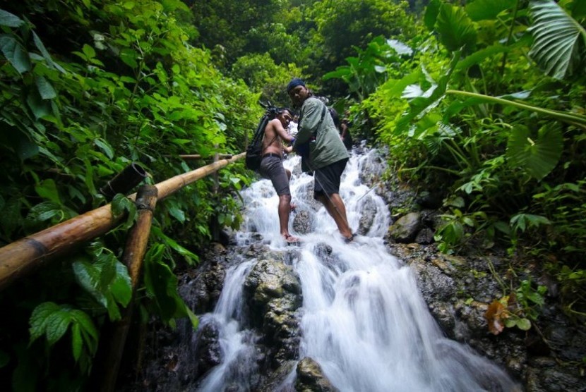 Air Terjun Tumpak Sewu di Kabupaten Lumajang, Jawa Timur