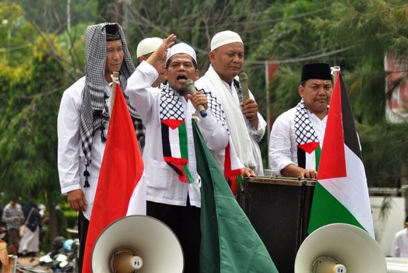 Aksi Bela Palestina oleh Muhammadiyah Semarang, Ahad (17/12).