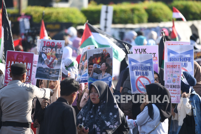 Aksi damai bertajuk One Million Women for Gaza digelar pada Ahad (6/7/2025).