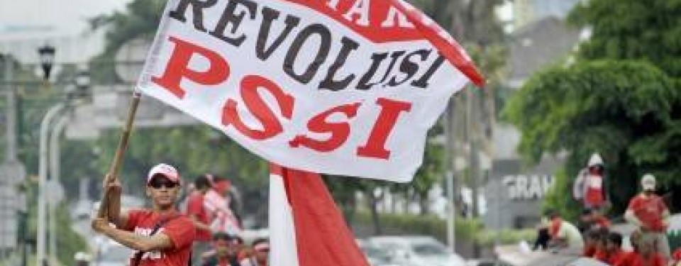 Aksi demonstrasi menuntut revolusi PSSI