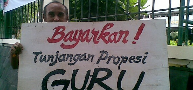 Aksi demonstrasi pelajar menuntut pencopotan kepala sekolah. (ilustrasi)