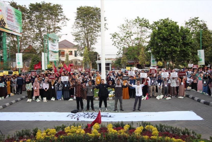 Aksi dukungan terhadap KPK yang dilakukan civitas akademika Universitas Aisyiyah (Unisa) Yogyakarta.