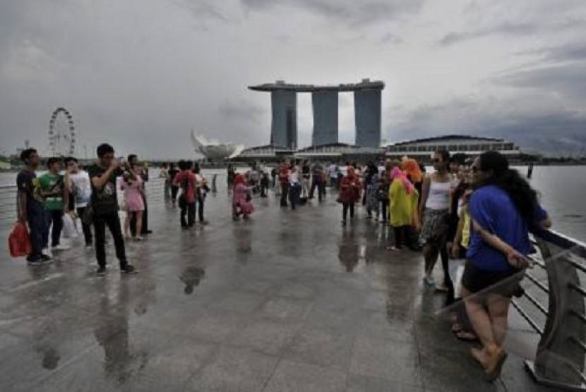 Aktivitas wisatawan Indonesia di Singapura