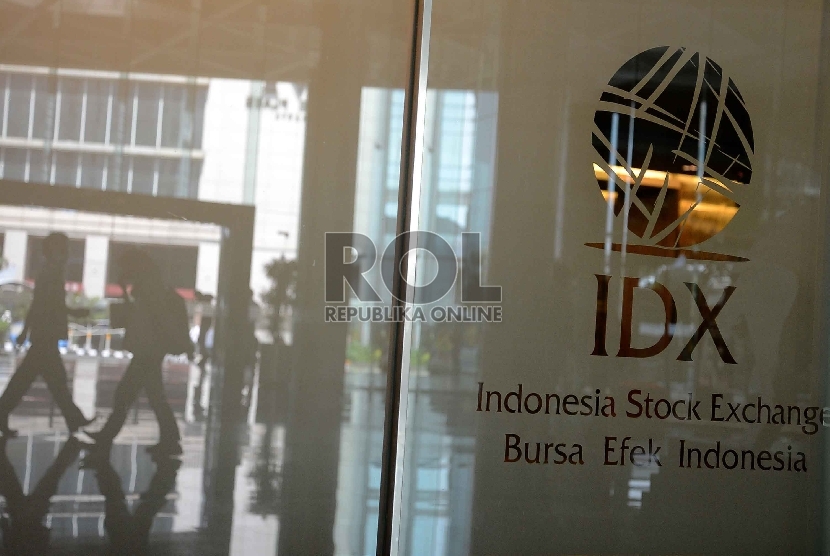   Aktivitas Bursa efek Indonesia (BEI), Jakarta, Kamis (21/5). 