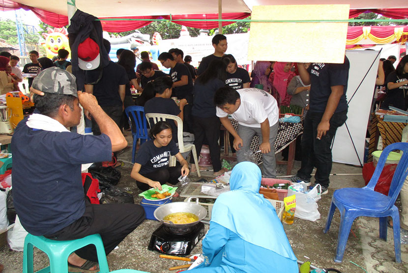 Aktivitas di Saung Rahayat 2016.