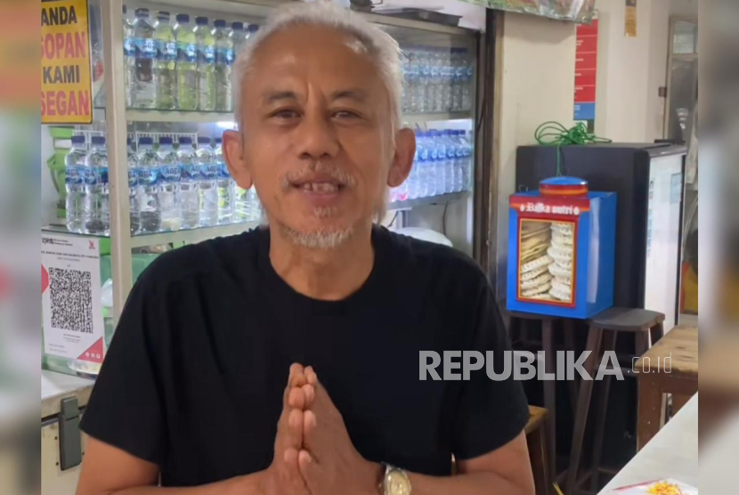 Aktor Epy Kusnandar. Epy meninggal dunia pada Rabu (3/12/2025) dan akan dimakamkan di TPU Jeruk Purut, Jakarta Selatan, pada Kamis (4/12/2025).