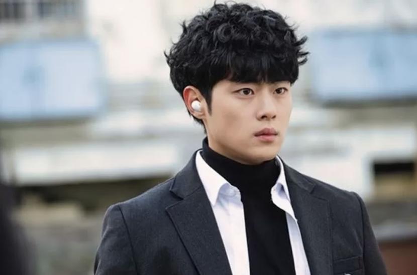Aktor Jo Byung-gyu. Kasus dugaan perundungan yang melibatkan Byung-gu masih bergulir. 