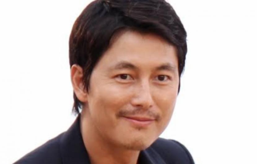 Aktor Jung Woo, yang dikenal karena berperan dalam drama 