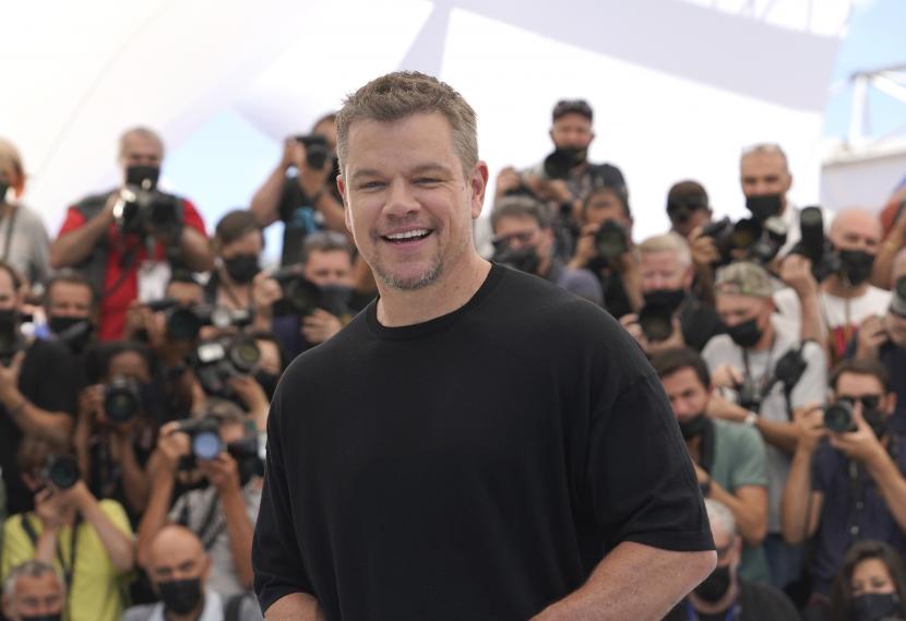 Aktor Matt Damon untung sekitar tiga juta dolar AS setelah menjual rumah mewahnya di Los Angeles, AS.