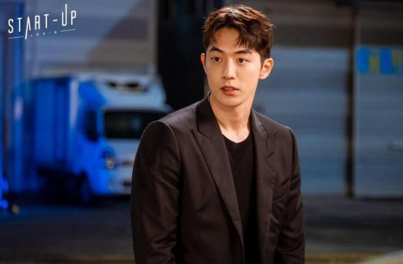 Aktor Nam Joo-hyuk dalam serial Start-Up.