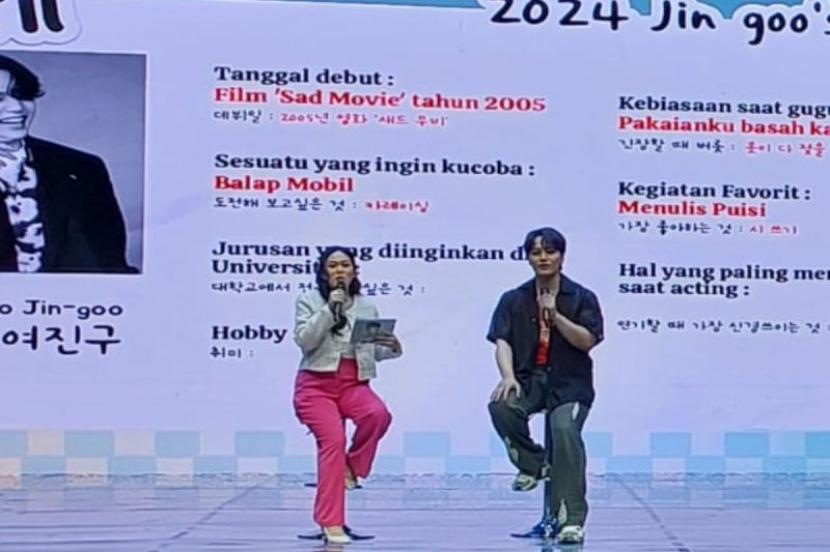 Aktor Yeo Jin-goo saat fan meeting Closer to Yeo U di Jakarta, Sabtu (18/5/2024).