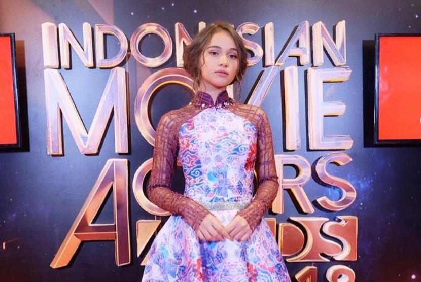 Aktris Aurora Ribero menjadi lawan main Iqbaal Ramadhan dalam film 