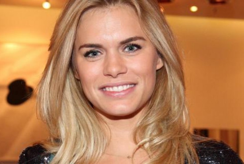 Aktris Belanda yang juga merupakan duta UNICEF, Nicolette van Dam